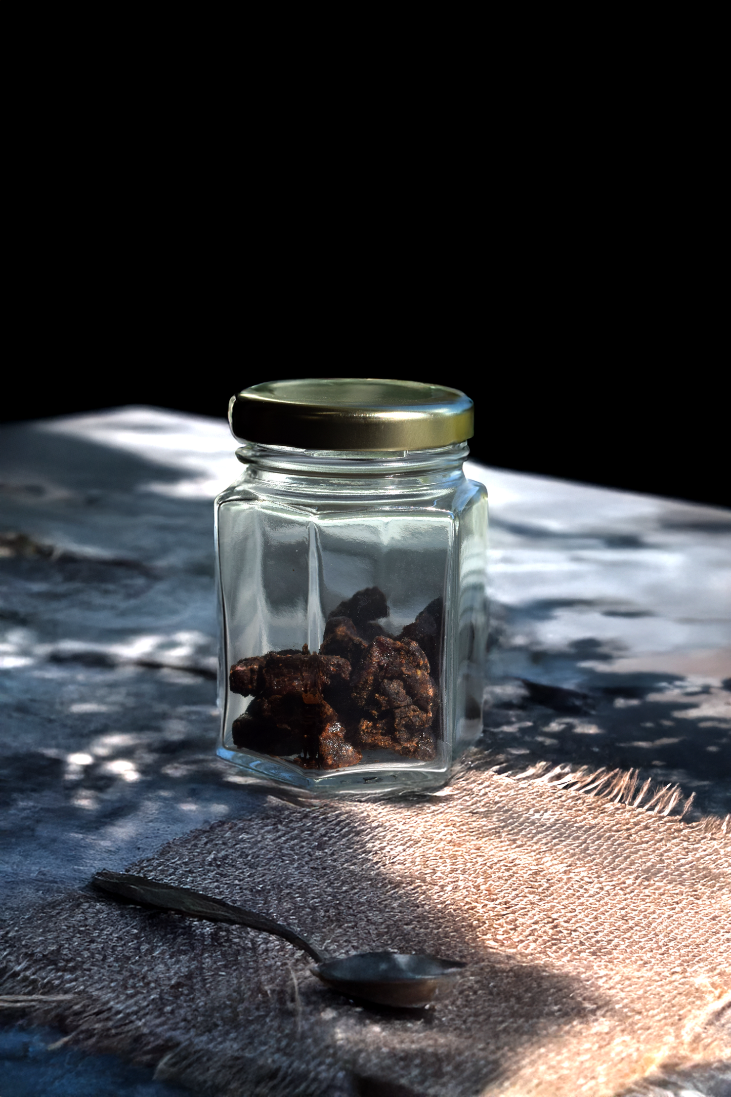 Propolis biologique brute du Québec récoltée à la main